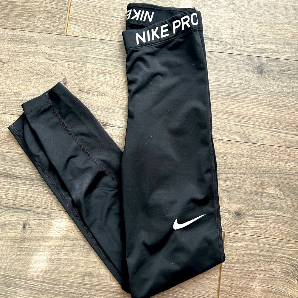 Nike black workout leggings